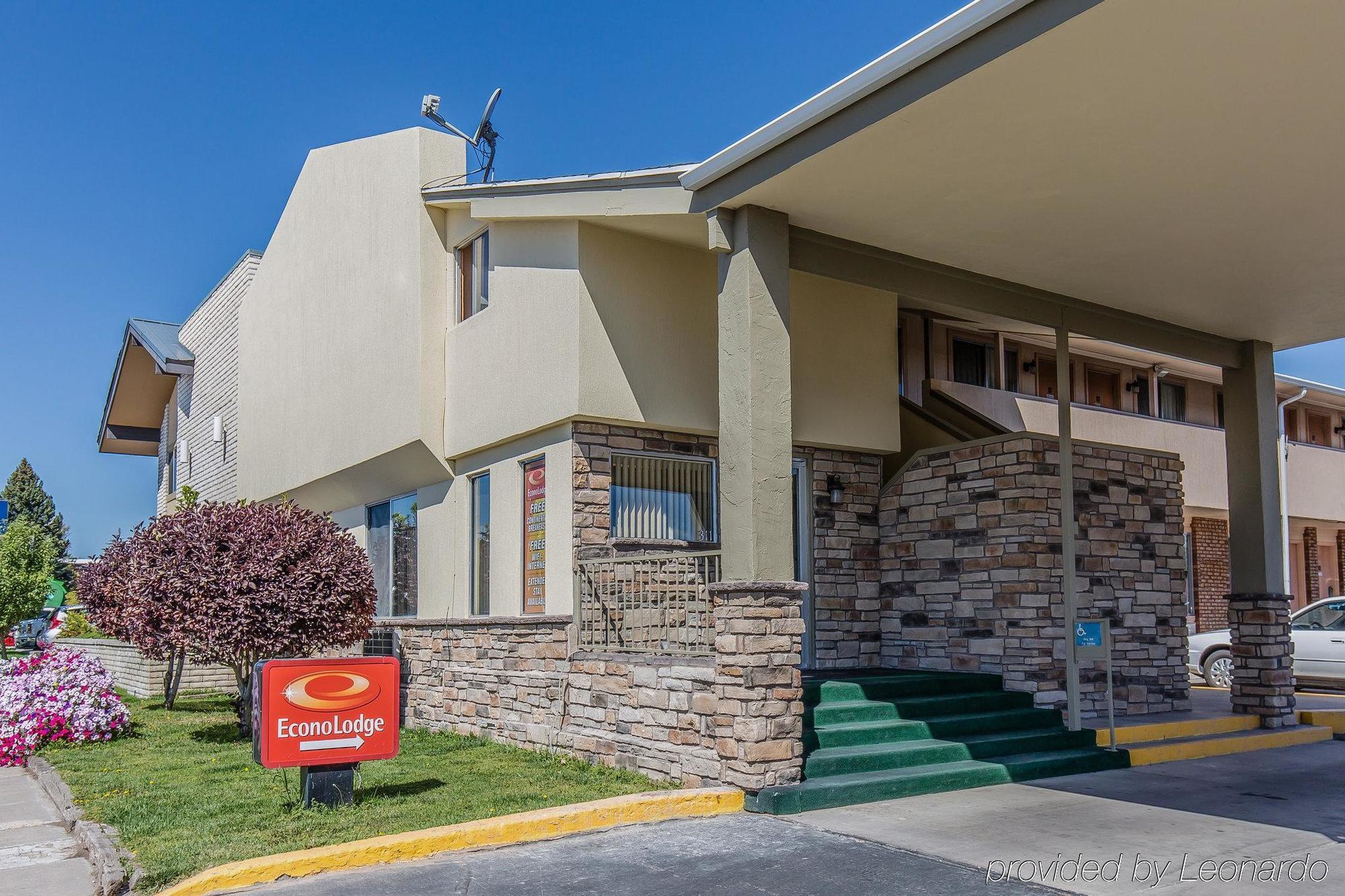 Econo Lodge Downtown Вернал Екстер'єр фото